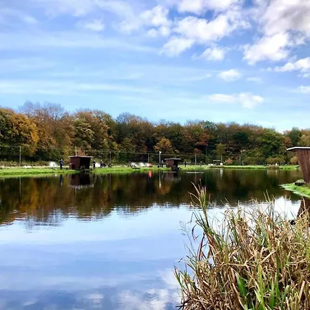 4 Person In Hovborg-by Traum *